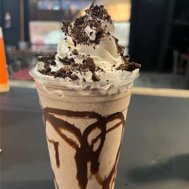 Oreo Shake.