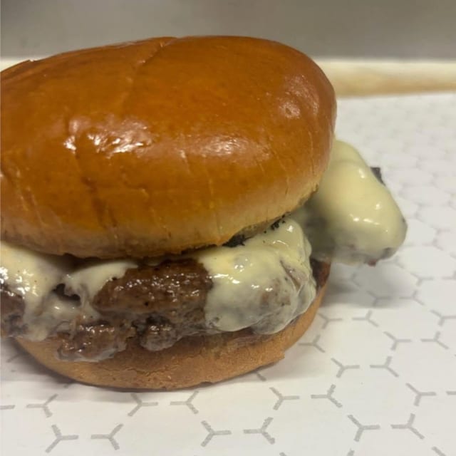 Cheeseburger.